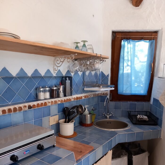 stazzi le Querce Baja Sardinia- cucina Belsit