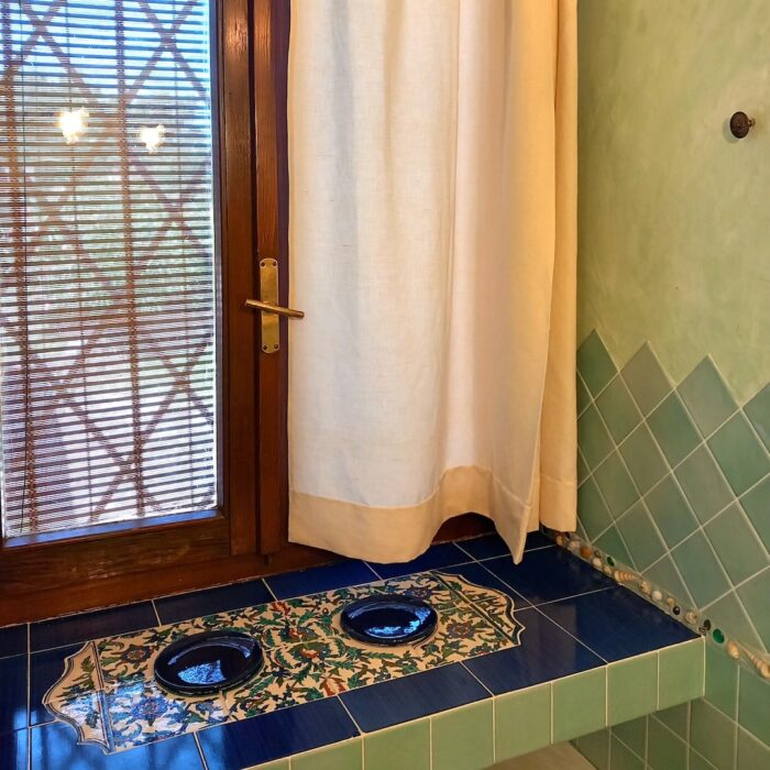 Stazzi Le Querce Costa Smeralda bagno Verde piastrelle antiche Izmir